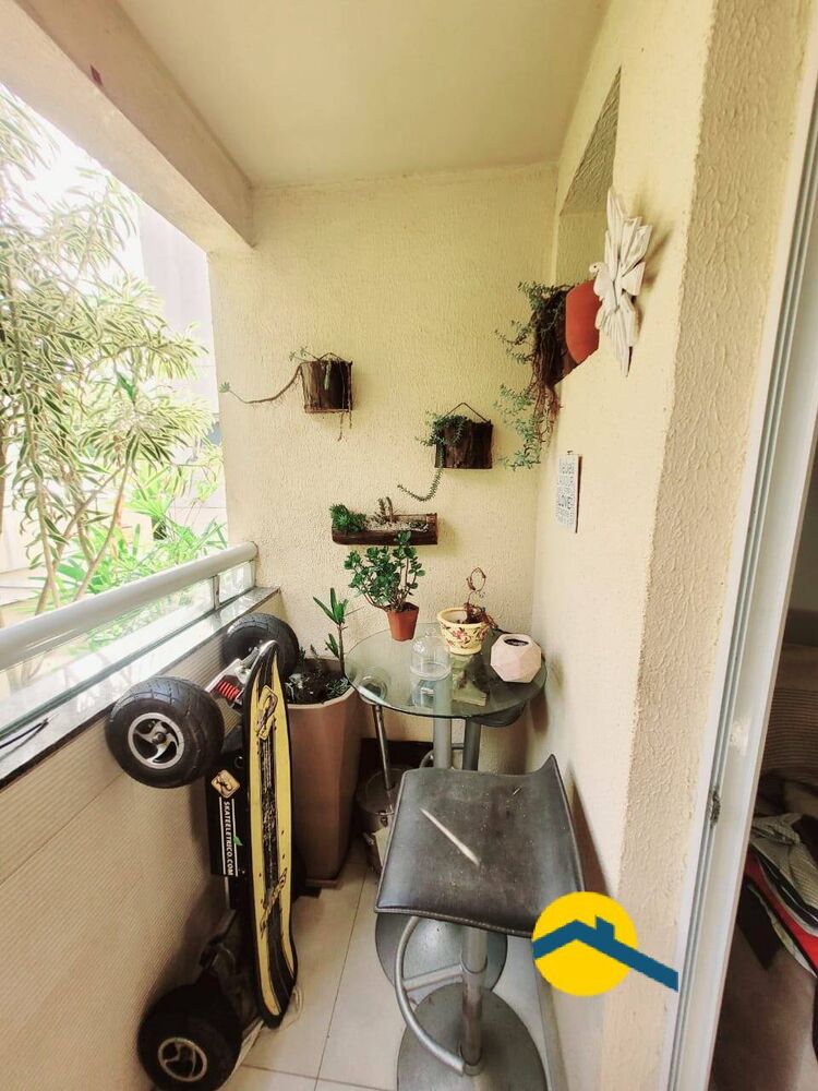 Apartamento à venda com 2 quartos, 60m² - Foto 3