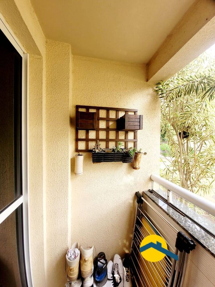 Apartamento à venda com 2 quartos, 60m² - Foto 2