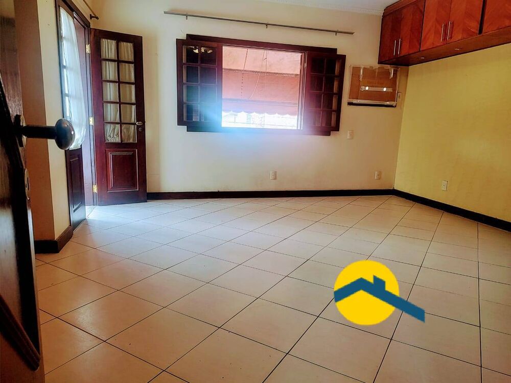 Casa, 5 quartos, 250 m² - Foto 3
