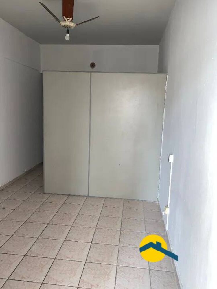 Apartamento à venda com 1 quarto, 39m² - Foto 2