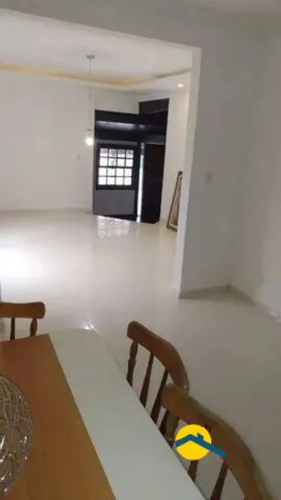 Casa, 4 quartos, 198 m² - Foto 3