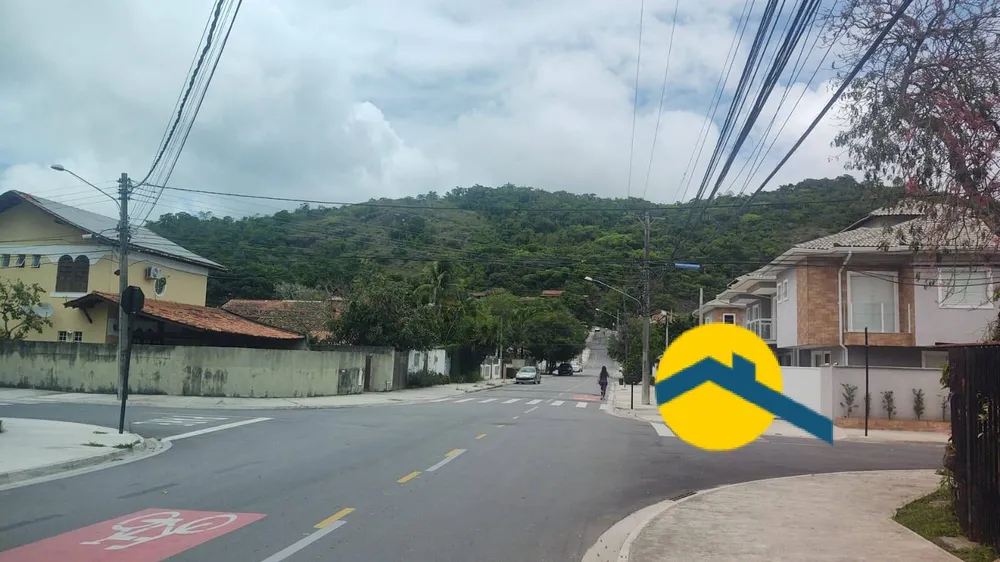 Casa, 4 quartos, 270 m² - Foto 4