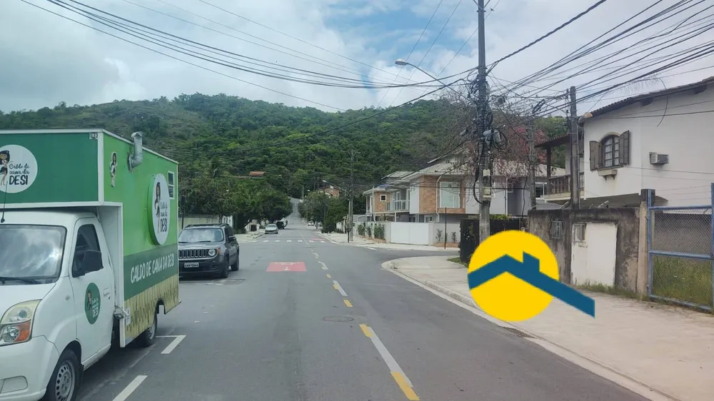 Casa, 4 quartos, 270 m² - Foto 2