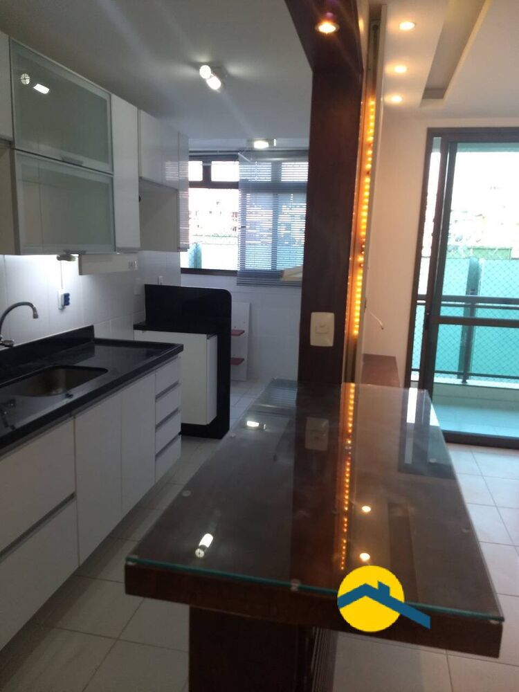 Apartamento à venda com 2 quartos, 90m² - Foto 2
