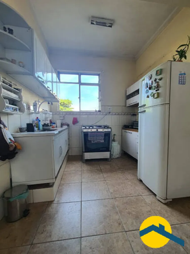 Casa, 6 quartos, 240 m² - Foto 23