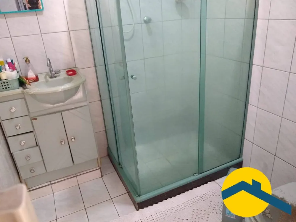 Casa, 6 quartos, 240 m² - Foto 9