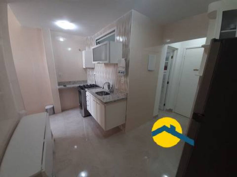 Apartamento à venda com 2 quartos, 75m² - Foto 3