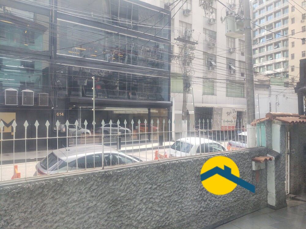 Apartamento à venda com 2 quartos, 60m² - Foto 2