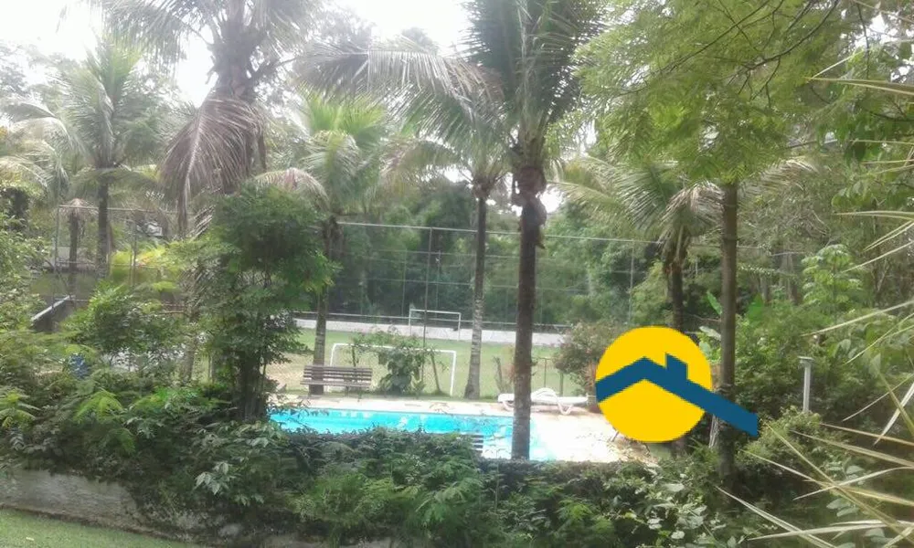 Casa, 3 quartos, 200 m² - Foto 2