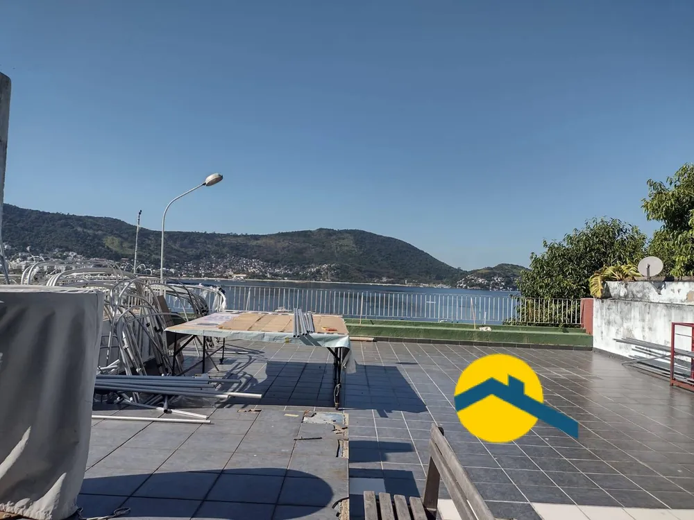 Casa, 5 quartos, 1300 m² - Foto 2