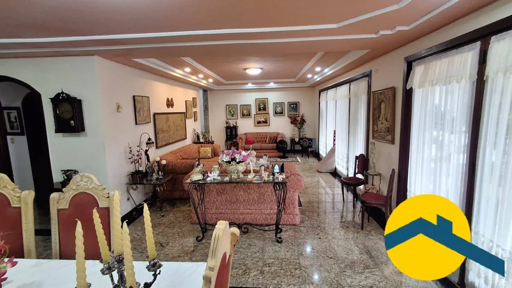 Casa, 4 quartos, 384 m² - Foto 2