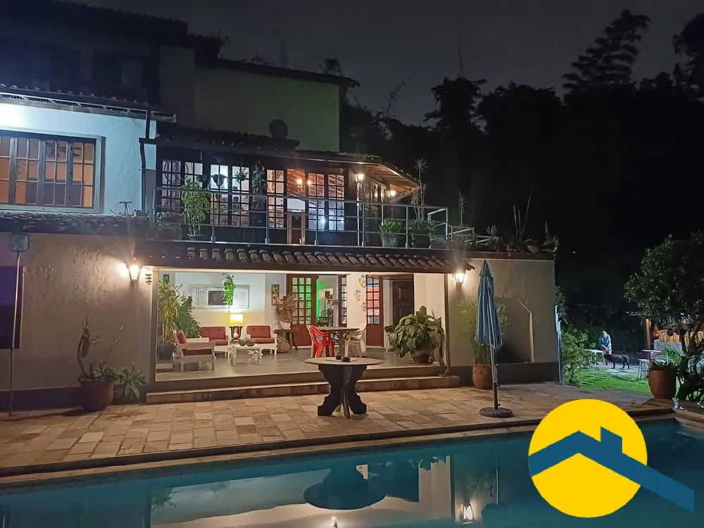 Casa, 4 quartos, 351 m² - Foto 1