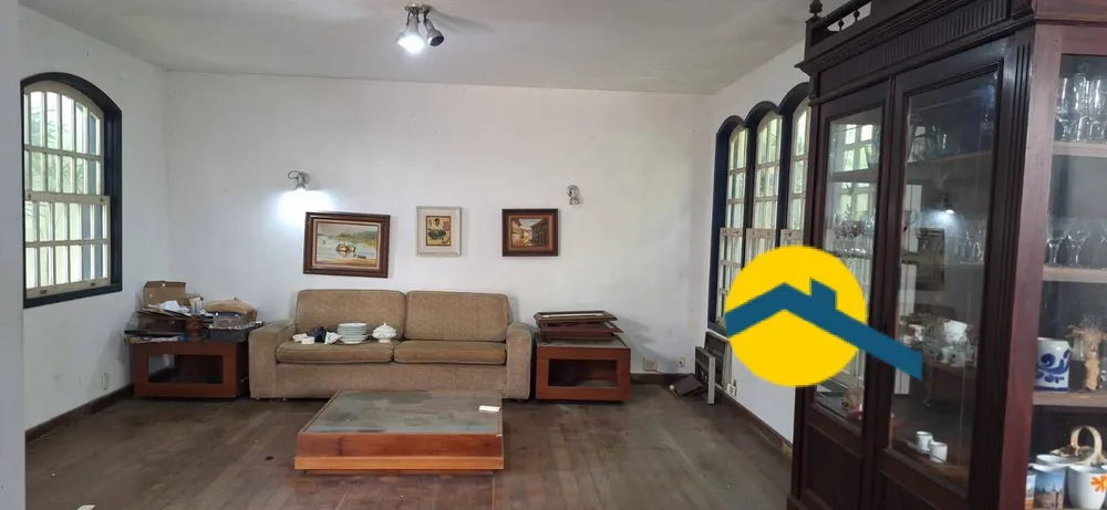 Casa, 5 quartos, 242 m² - Foto 1