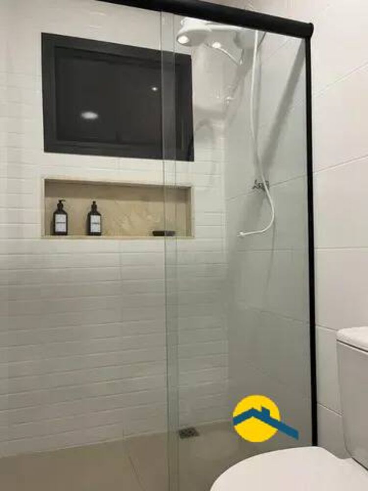 Casa de Condomínio à venda com 3 quartos, 199m² - Foto 1