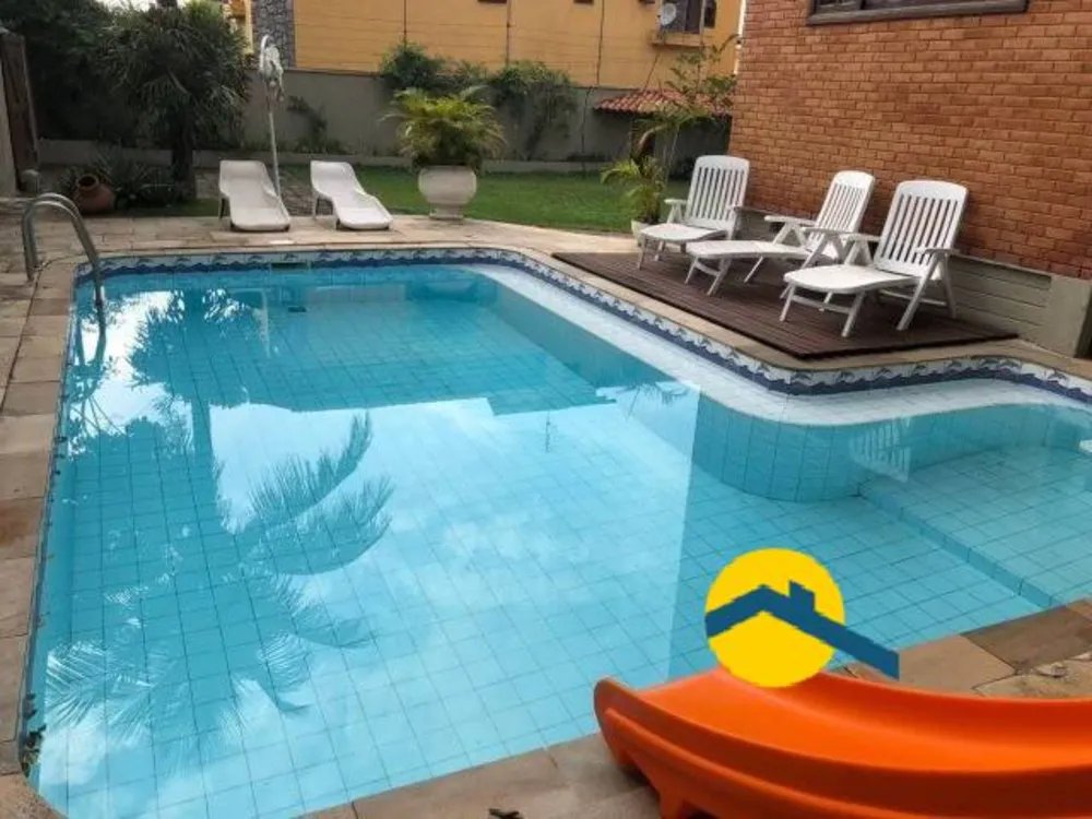 Casa, 5 quartos, 350 m² - Foto 1
