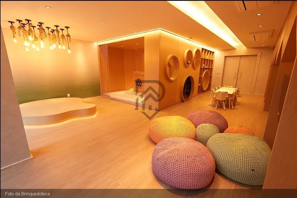 Apartamento, 3 quartos, 231 m² - Foto 2