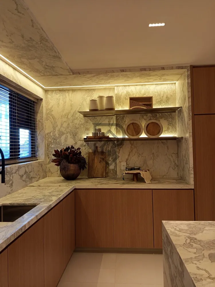 Apartamento, 4 quartos, 232 m² - Foto 2