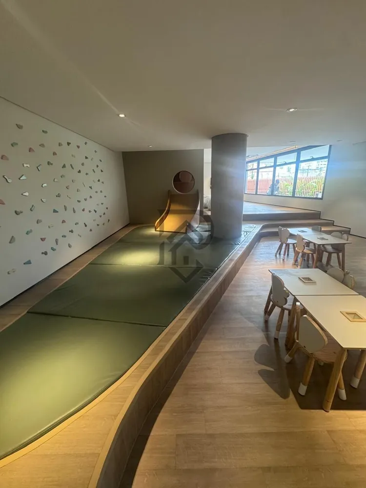 Apartamento, 4 quartos, 232 m² - Foto 12