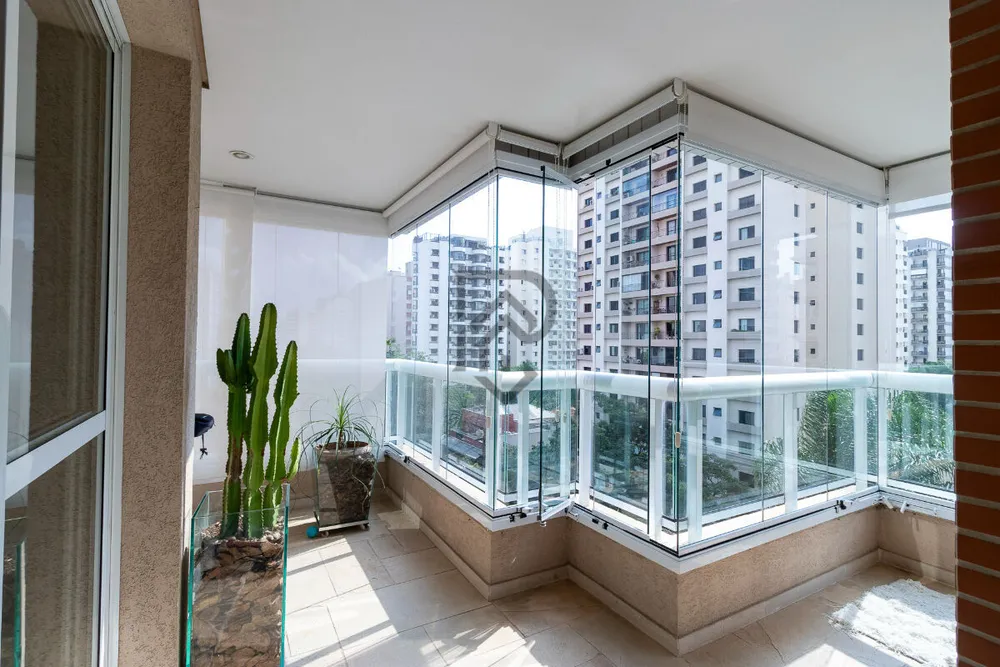 Apartamento, 3 quartos, 195 m² - Foto 1