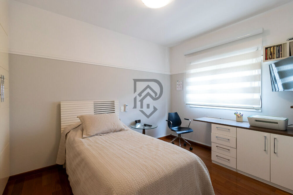 Apartamento, 3 quartos, 195 m² - Foto 2