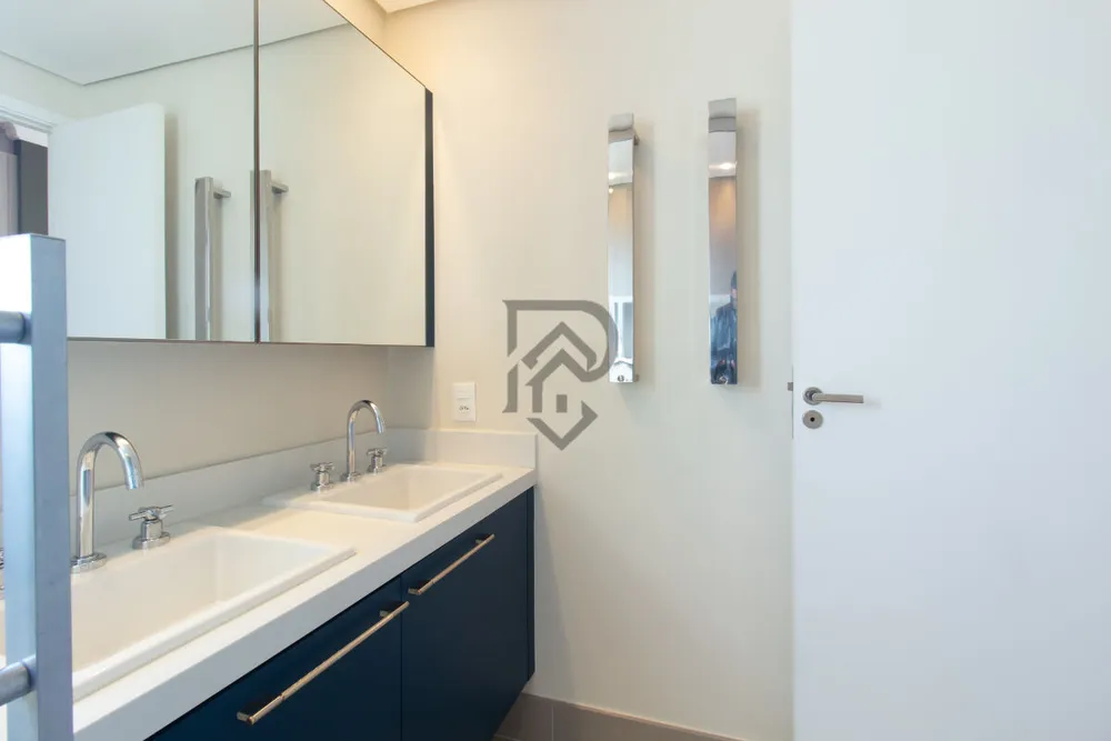 Apartamento, 3 quartos, 137 m² - Foto 2