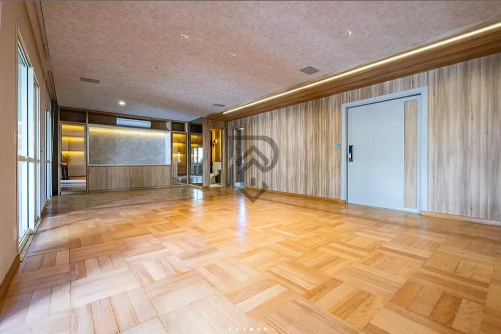 Apartamento, 3 quartos, 193 m² - Foto 1