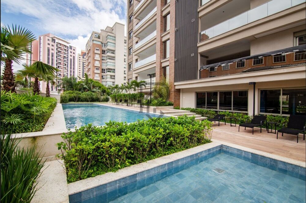 Apartamento, 3 quartos, 153 m² - Foto 1