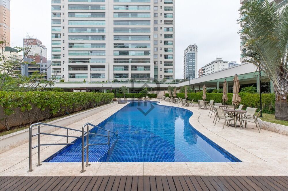 Apartamento, 3 quartos, 335 m² - Foto 5