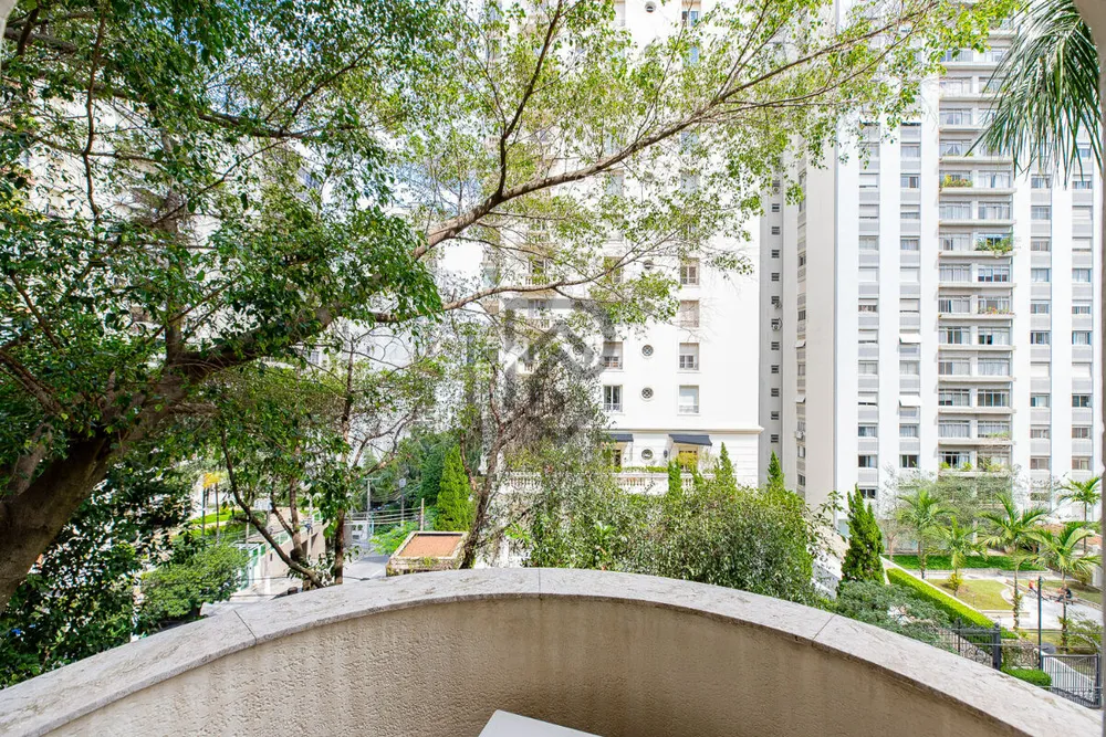 Apartamento, 3 quartos, 223 m² - Foto 1