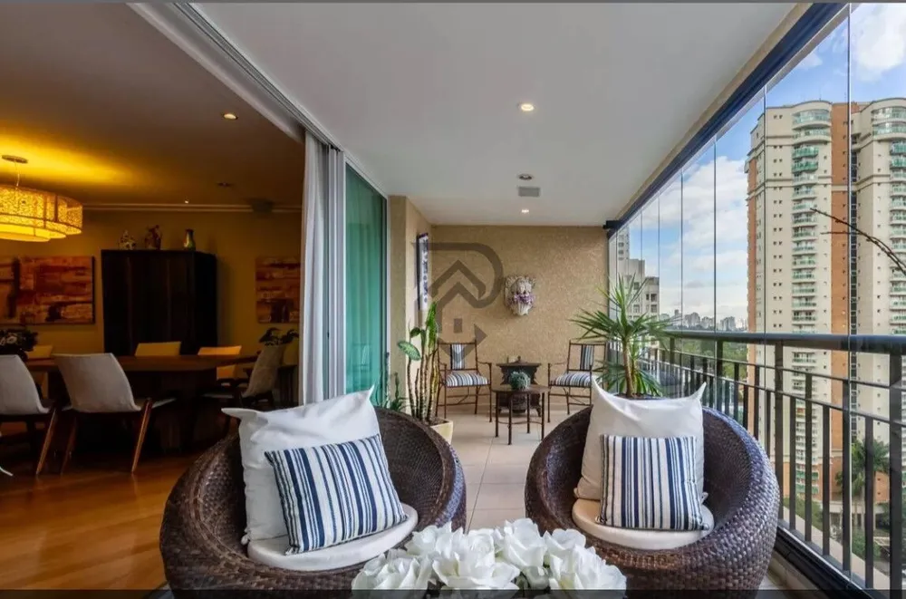 Apartamento, 3 quartos, 218 m² - Foto 3
