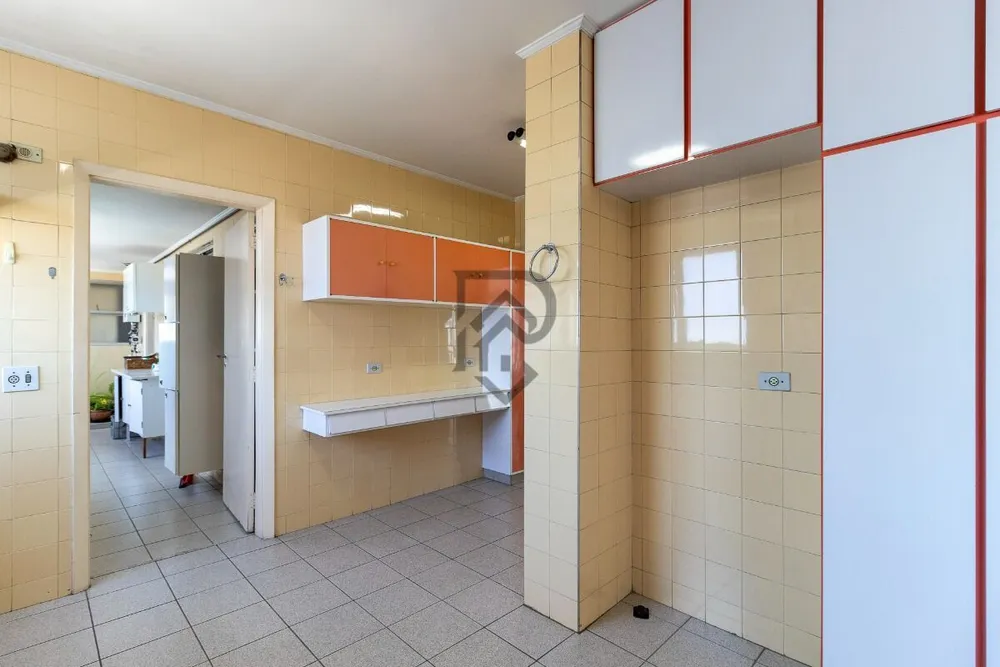 Apartamento, 3 quartos, 227 m² - Foto 2