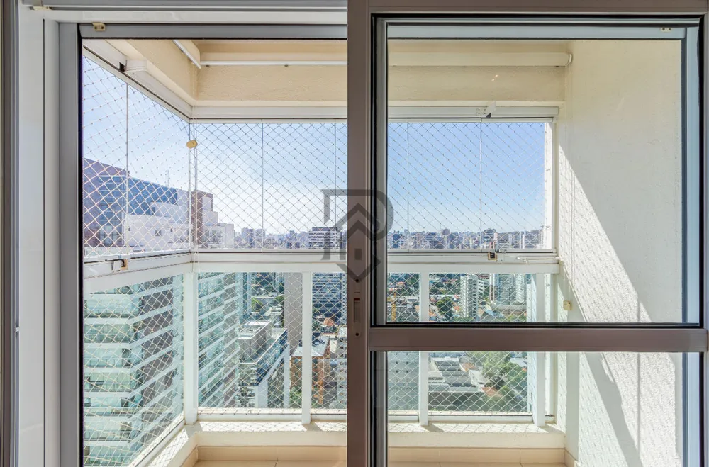 Apartamento, 3 quartos, 210 m² - Foto 2