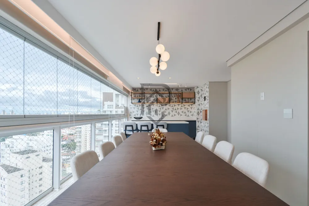 Apartamento, 3 quartos, 211 m² - Foto 2