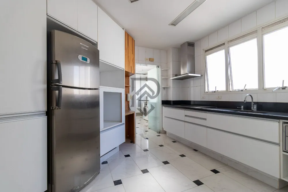 Apartamento, 4 quartos, 245 m² - Foto 2