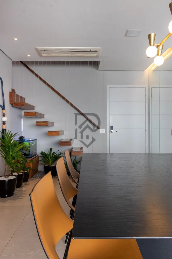Cobertura, 2 quartos, 204 m² - Foto 4