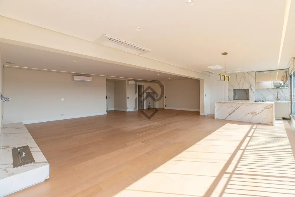 Apartamento, 3 quartos, 244 m² - Foto 2