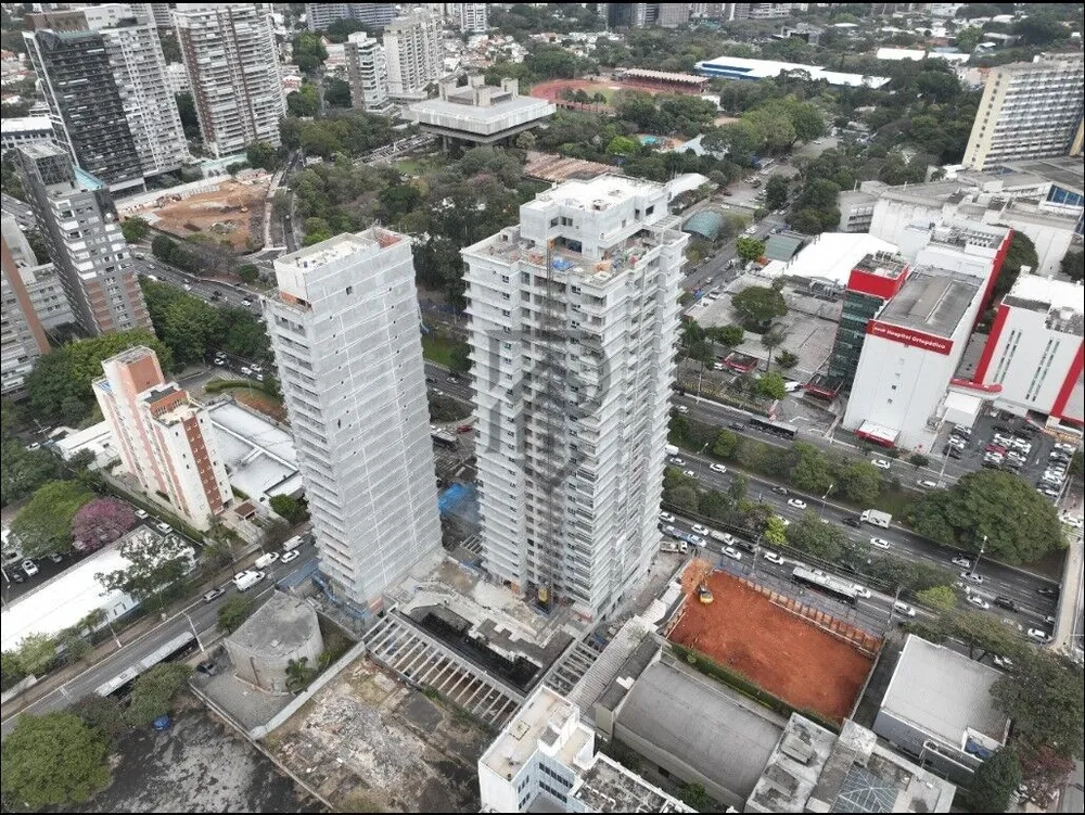 Apartamento, 3 quartos, 141 m² - Foto 1