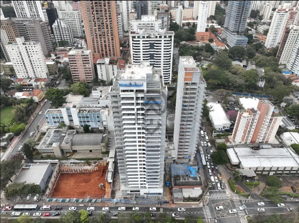 Apartamento, 3 quartos, 141 m² - Foto 2