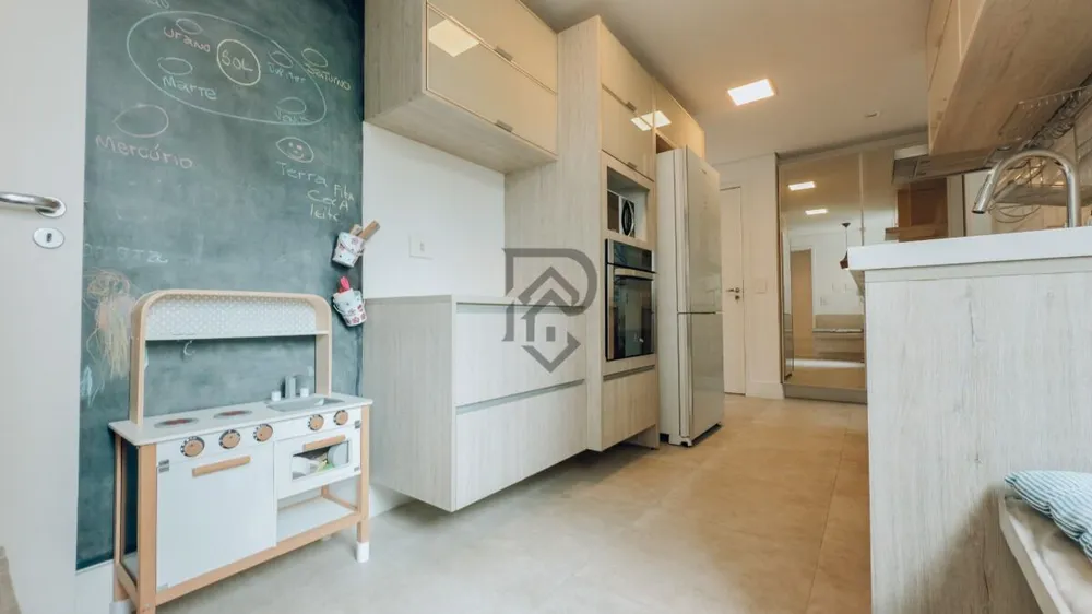 Apartamento, 3 quartos, 143 m² - Foto 2