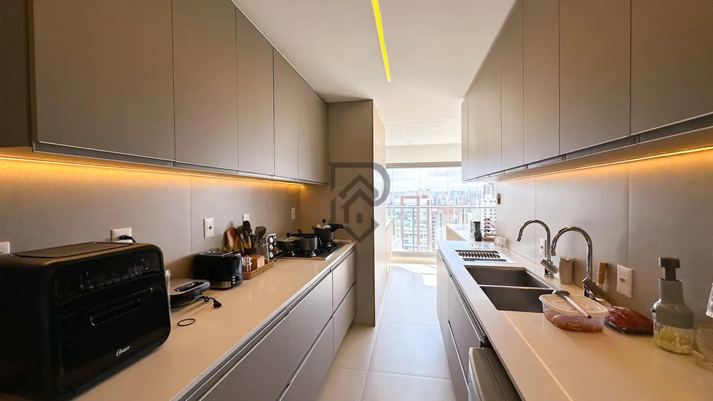 Apartamento, 3 quartos, 143 m² - Foto 1