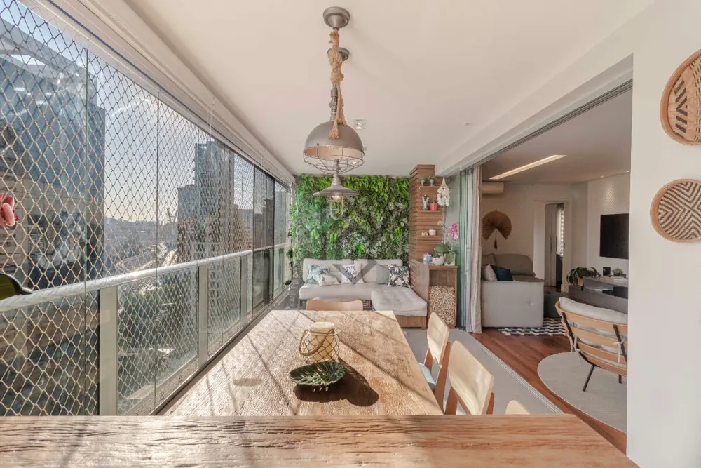 Apartamento, 3 quartos, 134 m² - Foto 1