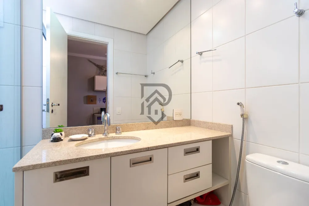 Apartamento, 3 quartos, 137 m² - Foto 2