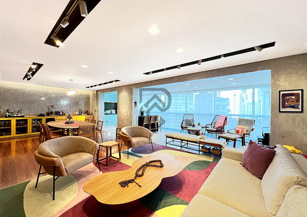 Apartamento, 3 quartos, 226 m² - Foto 2
