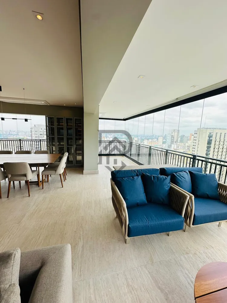 Apartamento, 3 quartos, 226 m² - Foto 10