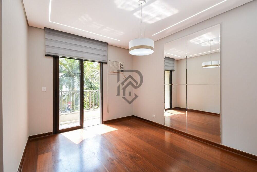 Apartamento, 4 quartos, 229 m² - Foto 1