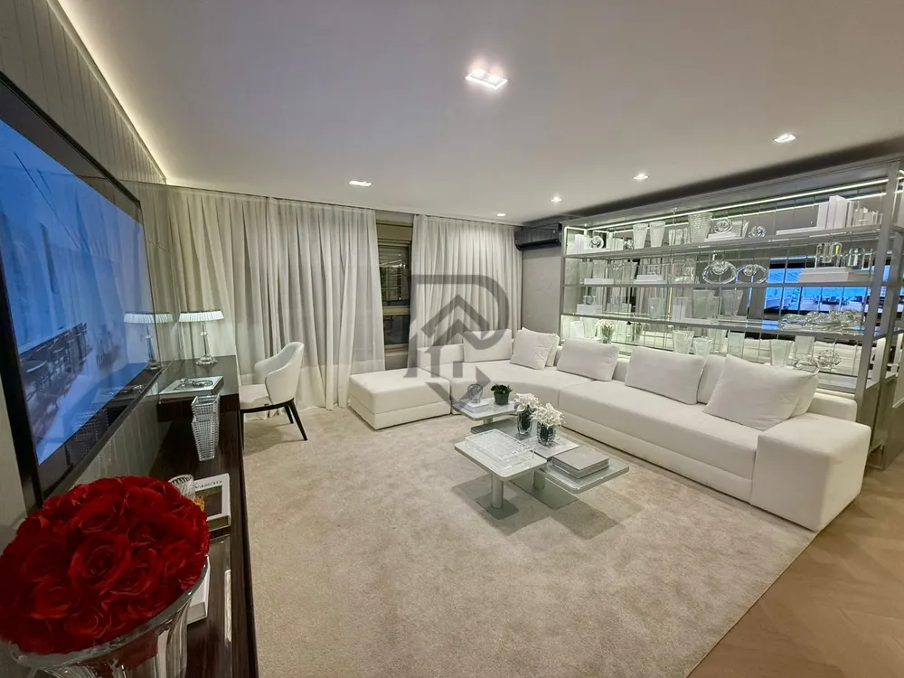 Apartamento, 4 quartos, 264 m² - Foto 1