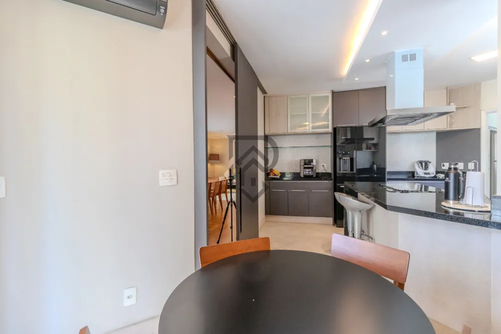 Apartamento, 4 quartos, 259 m² - Foto 5