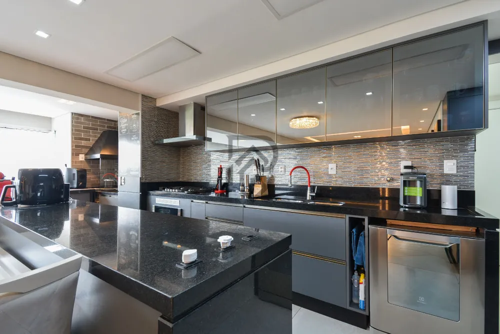 Apartamento, 3 quartos, 140 m² - Foto 2