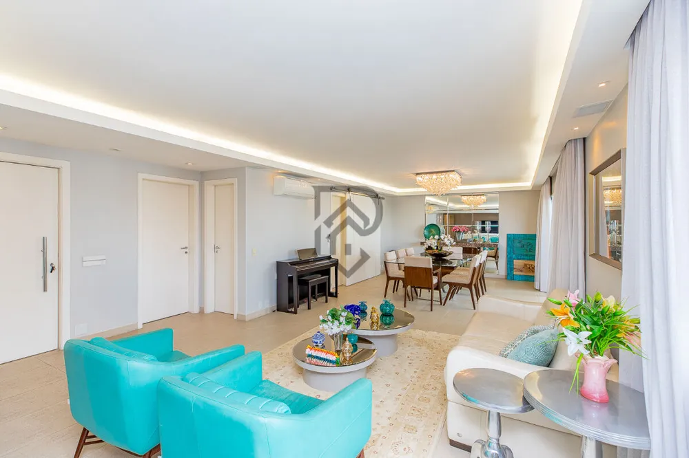 Apartamento, 3 quartos, 210 m² - Foto 2