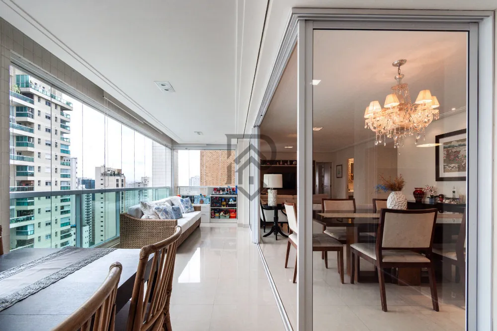 Apartamento, 3 quartos, 161 m² - Foto 1